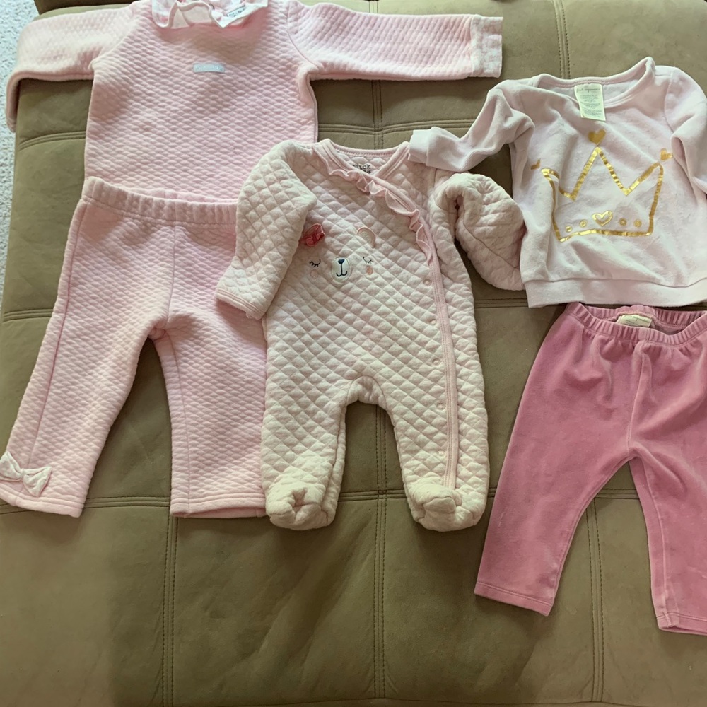 Baby Outfits And Warmer Bundle 💗💕